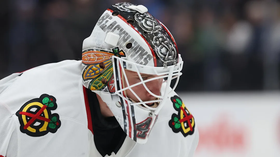 Blackhawks to extend qualifying offers to 3 pending restricted free agents