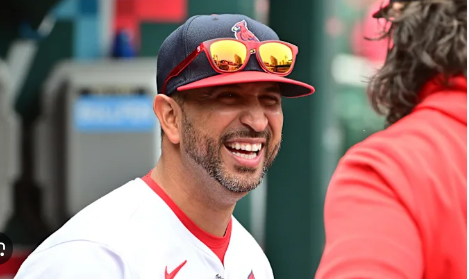 Major Breaking: Cardinals sign intriguing starter with strong connection to new front office regime