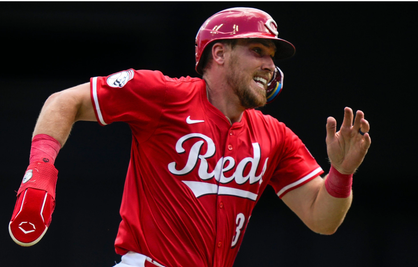 Cincinnati Reds 28-year-old  Veteran Surprises Cancer Survivor with Heartfelt Gift