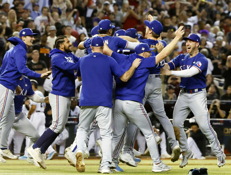GOOD NEWS: Rangers Fans Breathe Easy Again After Positive Update on $37 Million All-Star’s Career-Ending Injury Scare